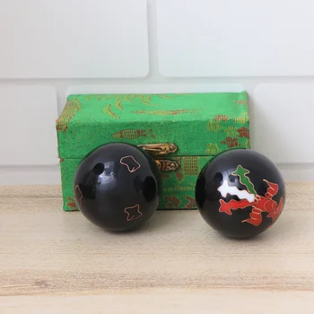 2pcs סיני בריאות הביצים Baoding כדורי תרגיל עיסוי כדורי הלחץ להקל על יד פעילות גופנית הכדור (אקראי תיבת כדור