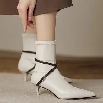 בראון רצועה עיצוב לבן מחודד בוהן מגפי עגל אמצע להחליק על נעלי נשים דק עקבים גבוהים אופנה סקסית 2023 פאטוס פארא Mujere
